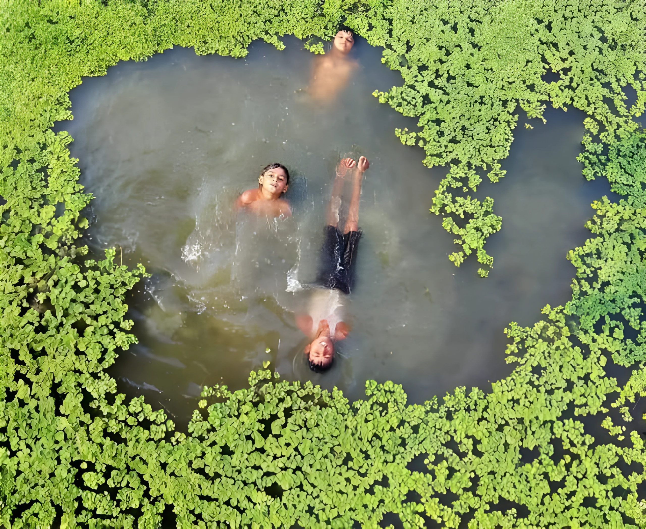 তৃষিত ধরনী -মনিকা শকুন্তলা
